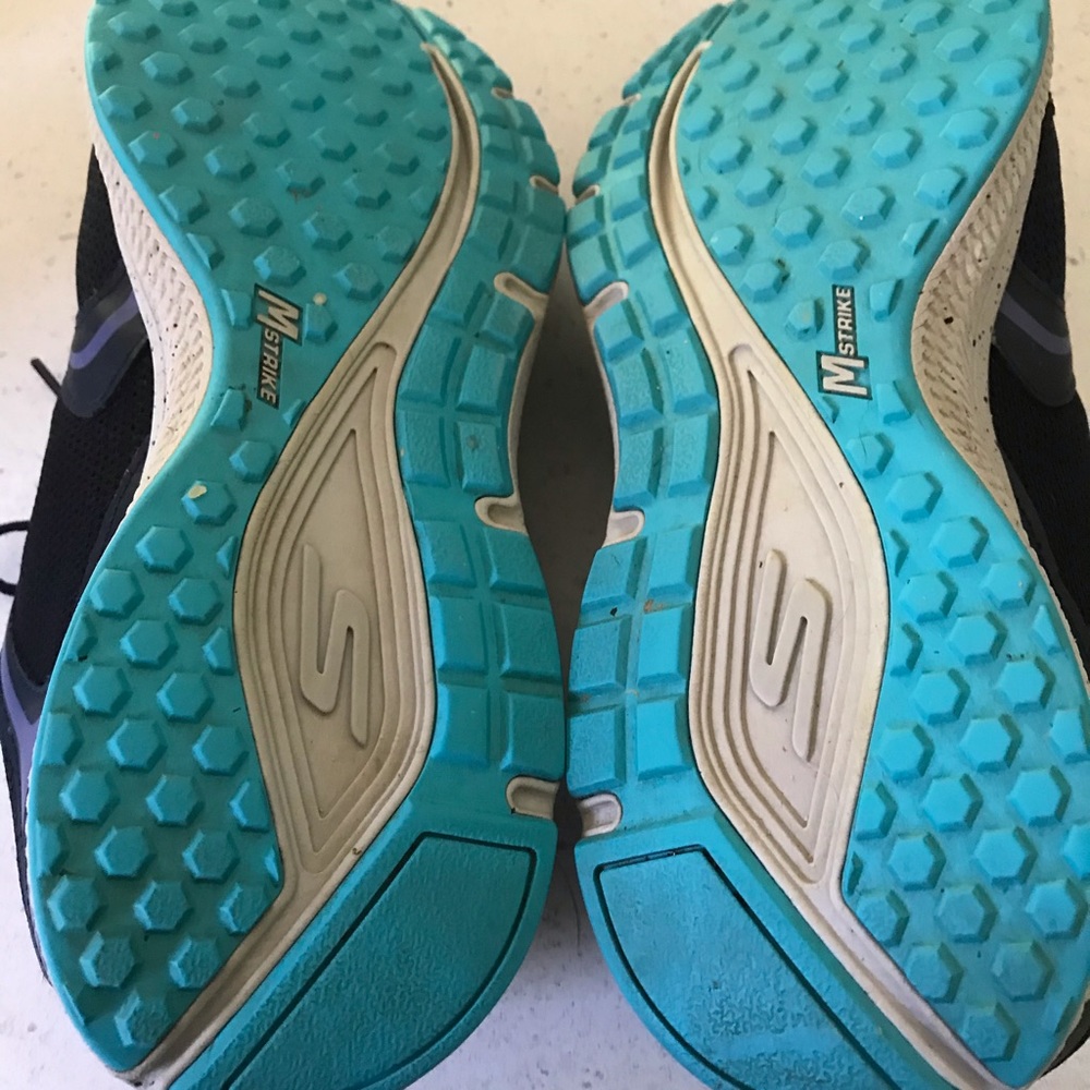 SOLD!!    Women’s Blue Skechers Go Run Consistent Size 11 - Picture 9 of 14